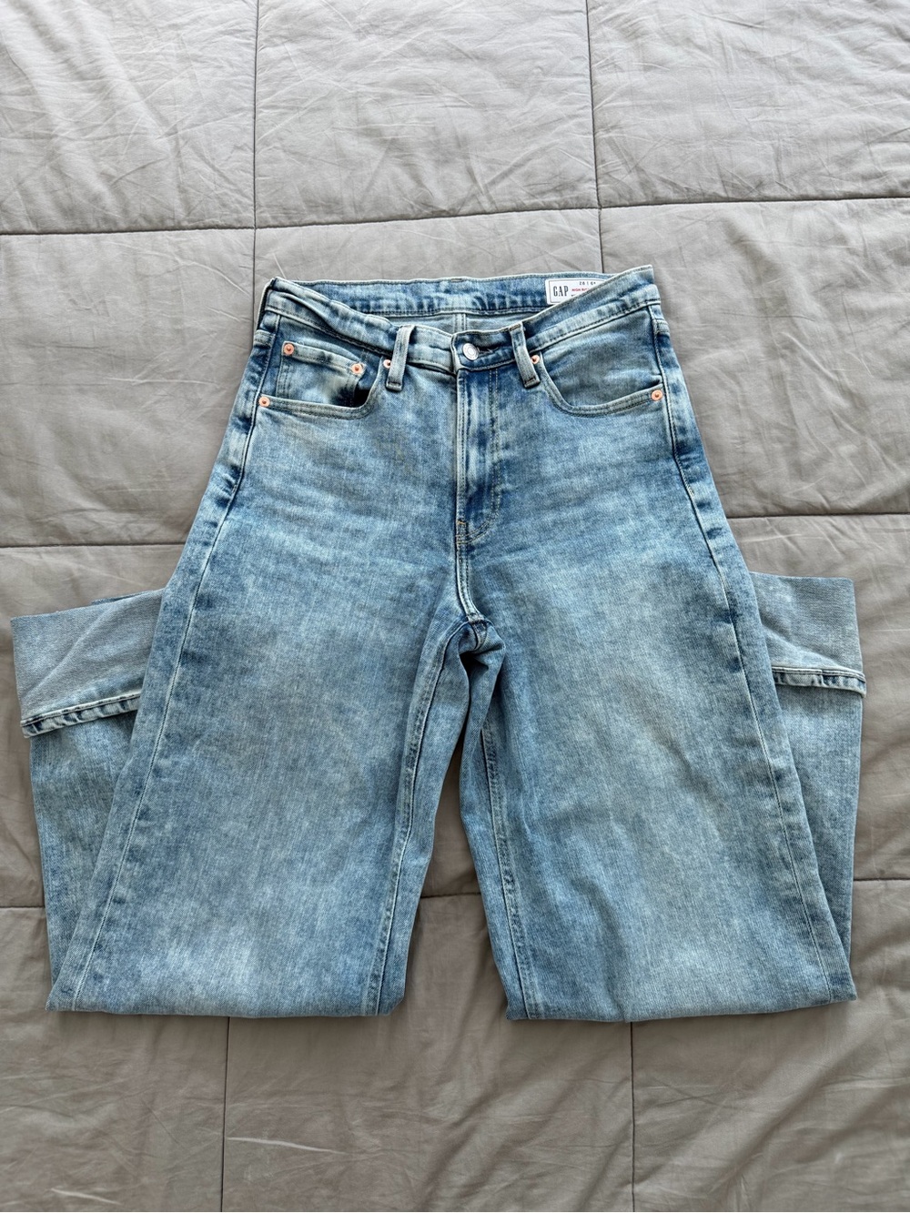 GAP High Rise Stride Cuffed Wide-Leg Jeans Size 28/6